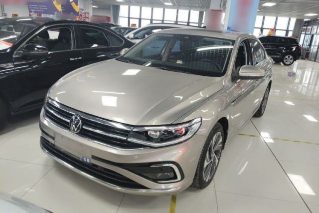 Used Volkswagen Bora 2023 300TSI DSG Prestige Edition