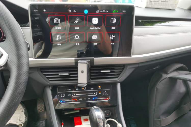 Used Volkswagen Bora 2023 300TSI DSG Prestige Edition Audio And AC Panel