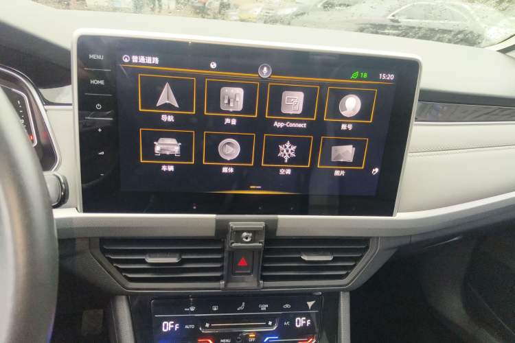 Used Volkswagen Bora 2023 280TSI DSG Prestige Edition Audio And AC Panel