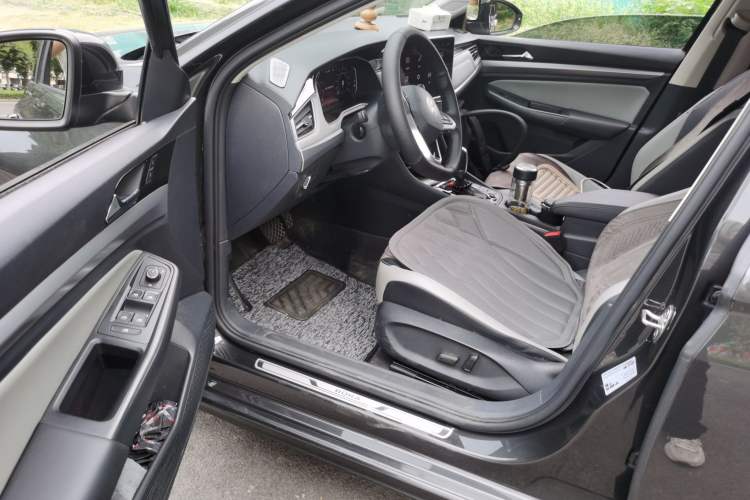 Used Volkswagen Bora 2023 300TSI DSG Prestige Edition Driver Seat
