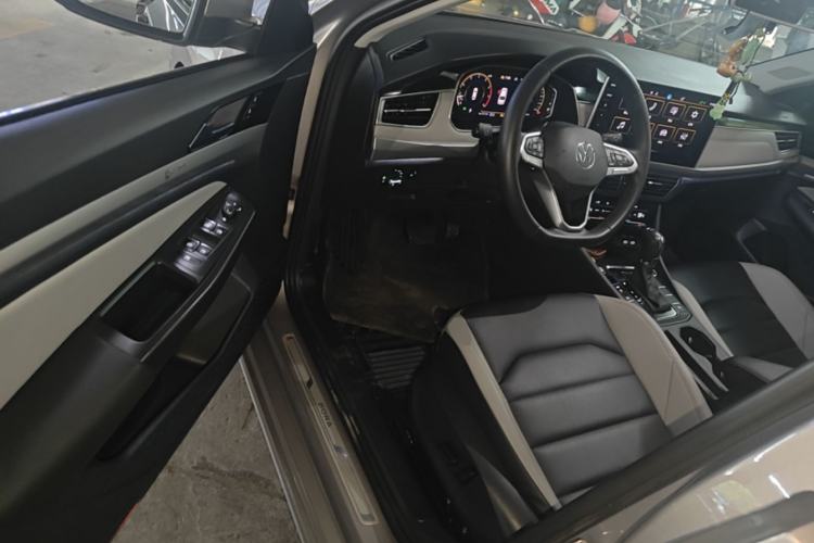 Used Volkswagen Bora 2023 300TSI DSG Prestige Edition Driver Seat