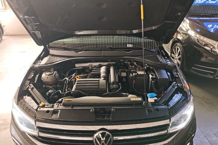 Used Volkswagen Bora 2023 280TSI DSG Prestige Edition Engine Bay
