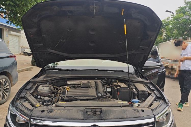 Used Volkswagen Bora 2023 200TSI DSG YueXing PRO Edition Engine Bay