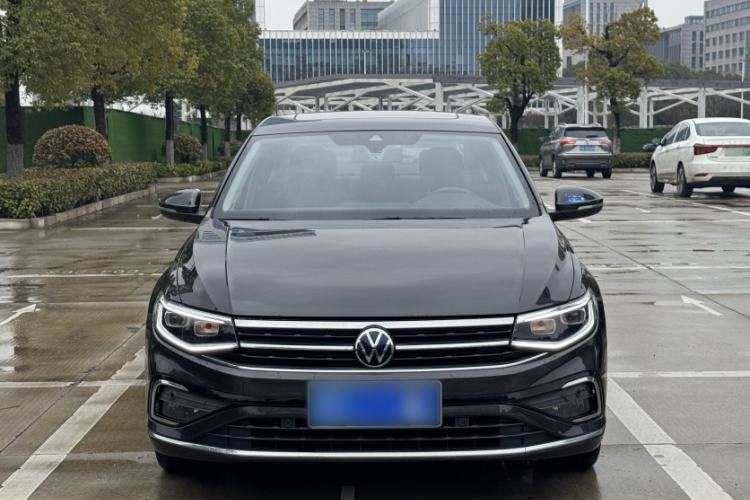 Used Volkswagen Bora 2023 280TSI DSG Prestige Edition Exterior 1