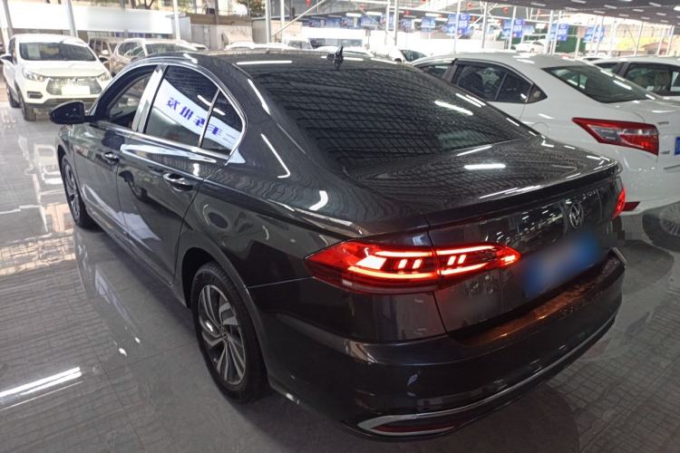 Used Volkswagen Bora 2023 200TSI DSG Enjoyment Edition Exterior 2