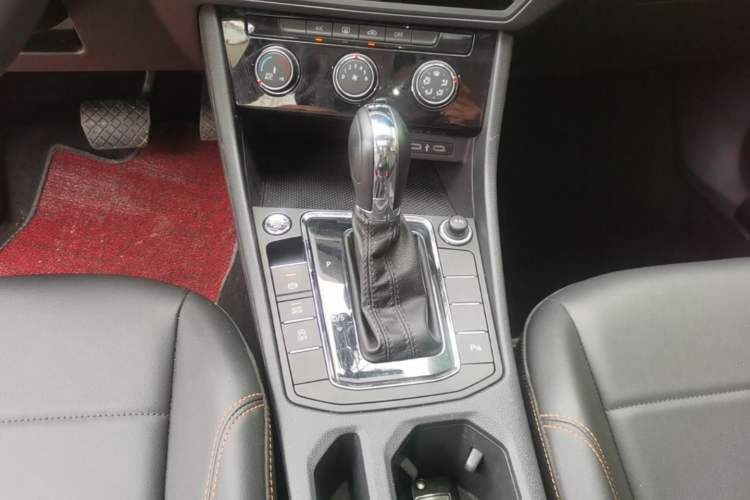 Used Volkswagen Bora 2023 200TSI DSG Enjoyment Edition Gear Lever