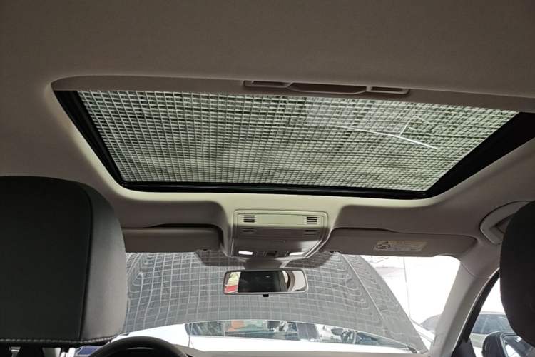 Used Volkswagen Bora 2023 280TSI DSG Prestige Edition Headliner