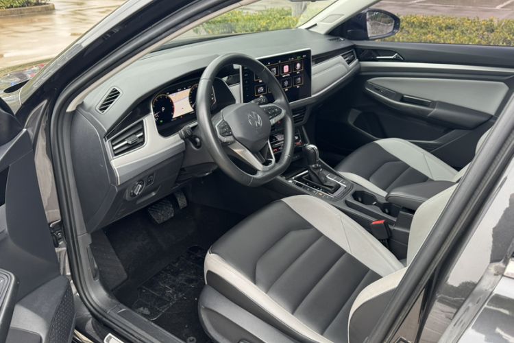 Used Volkswagen Bora 2023 280TSI DSG Prestige Edition Interior 1