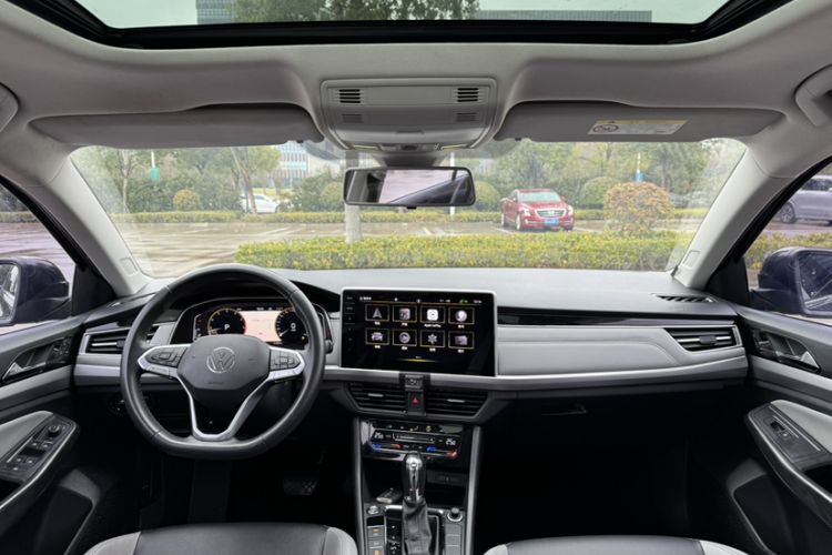 Used Volkswagen Bora 2023 280TSI DSG Prestige Edition Interior 3