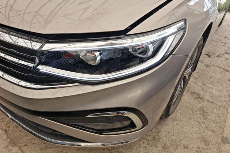 Used Volkswagen Bora 2023 280TSI DSG Comfort Edition Left Front Headlight