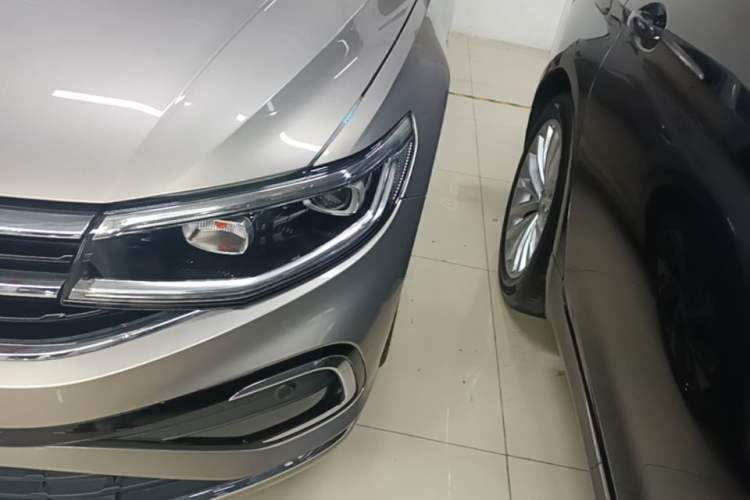 Used Volkswagen Bora 2023 280TSI DSG Prestige Edition Left Front Headlight