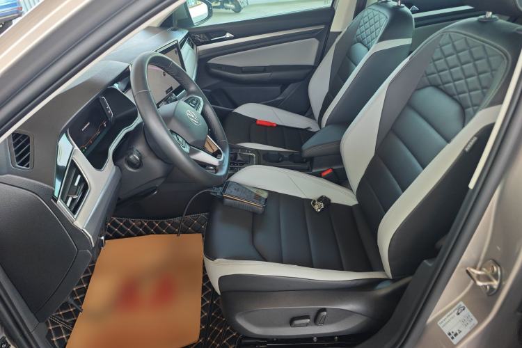 Used Volkswagen Bora 2023 300TSI DSG Prestige Edition Left Front Seat