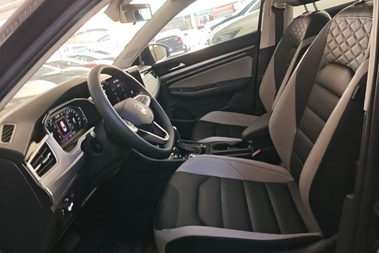 Used Volkswagen Bora 2023 280TSI DSG Prestige Edition Left Front Seat