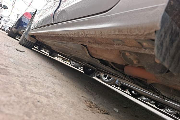 Used Volkswagen Bora 2023 280TSI DSG Comfort Edition Left Side Sill