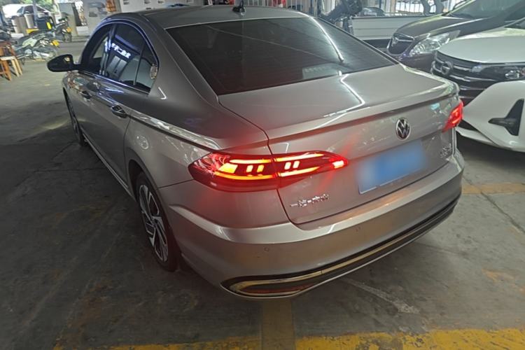 Used Volkswagen Bora 2023 300TSI DSG Prestige Edition Rear Left 45 Deg