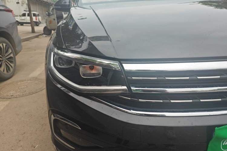 Used Volkswagen Bora 2023 200TSI DSG YueXing PRO Edition Right Front Headlight