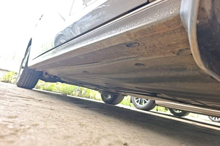 Used Volkswagen Bora 2023 280TSI DSG Comfort Edition Right Side Sill
