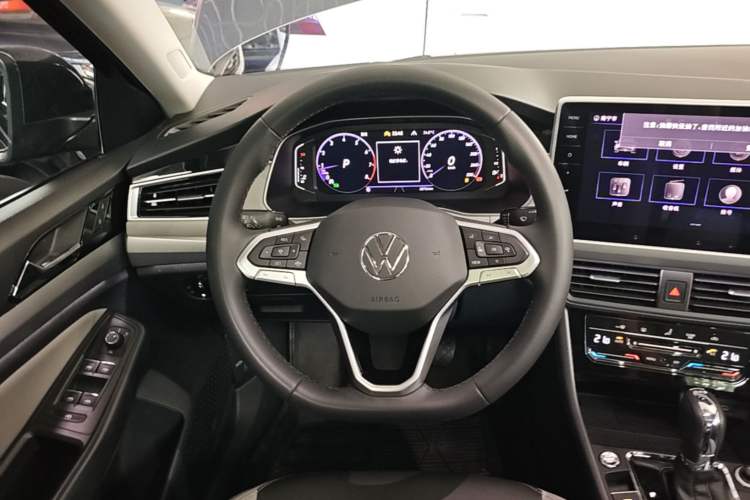 Used Volkswagen Bora 2023 280TSI DSG Prestige Edition Steering Wheel