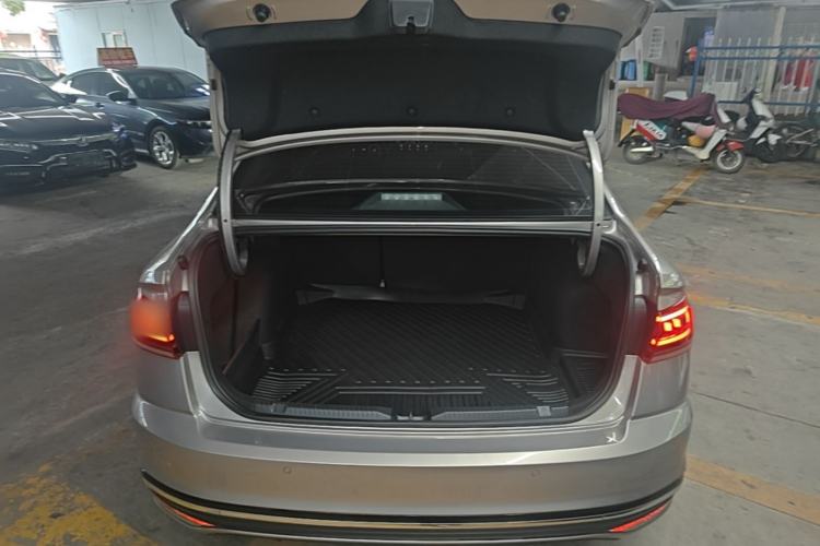 Used Volkswagen Bora 2023 300TSI DSG Prestige Edition Trunk