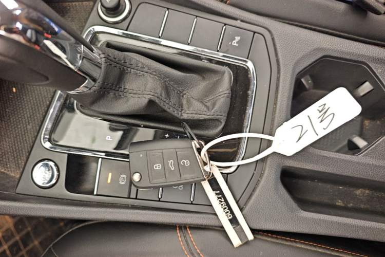 Used Volkswagen Bora 2023 280TSI DSG Comfort Edition Vehicle Key