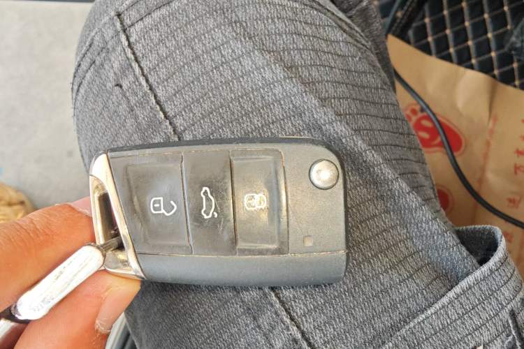 Used Volkswagen Bora 2023 300TSI DSG Prestige Edition Vehicle Key