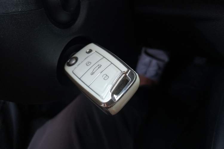 Used Volkswagen Bora 2023 200TSI DSG Comfort Edition Vehicle Key
