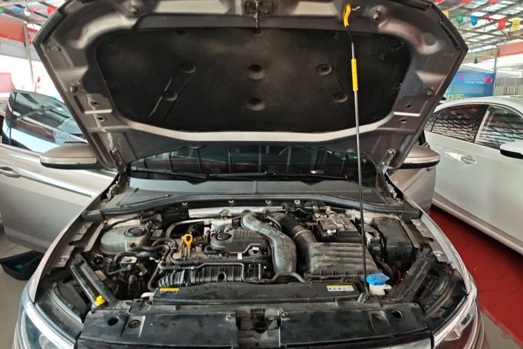 Used Volkswagen Bora 2023 300TSI DSG Prestige Edition Engine Bay