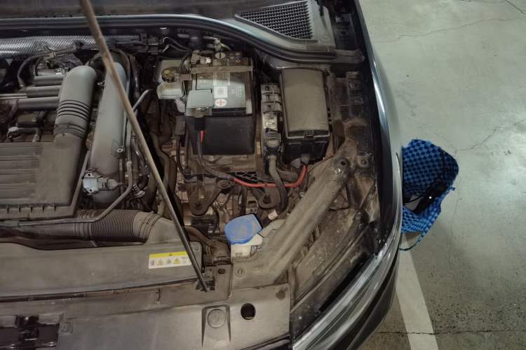 Used Volkswagen Bora 2023 200TSI DSG Smart Drive Version Engine Bay Left