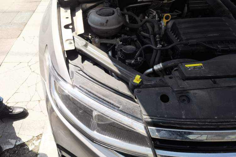 Used Volkswagen Bora 2023 280TSI DSG Prestige Edition Engine Bay Right