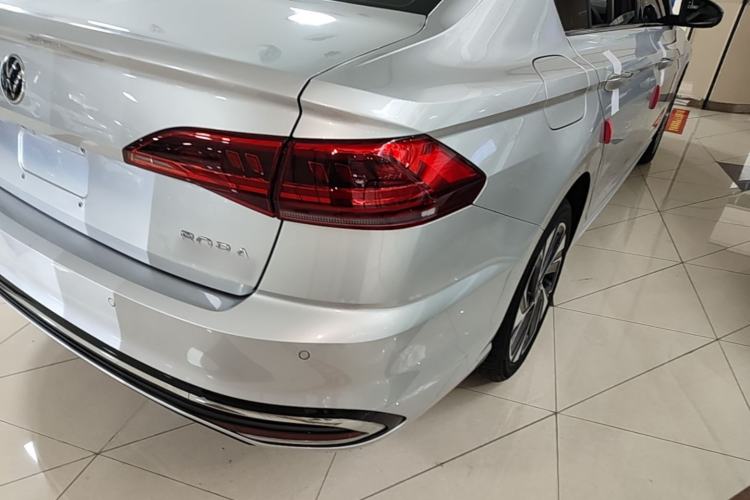 Used Volkswagen Bora 2023 200TSI DSG YueXing PRO Edition Exterior 3