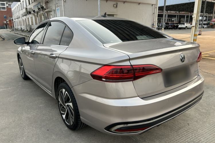 Used Volkswagen Bora 2023 300TSI DSG Prestige Edition Exterior 5