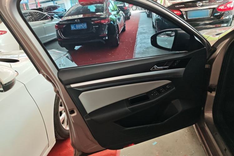 Used Volkswagen Bora 2023 300TSI DSG Prestige Edition Left Front Door Interior