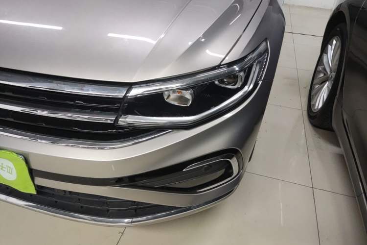Used Volkswagen Bora 2023 280TSI DSG Prestige Edition Left Front Headlight
