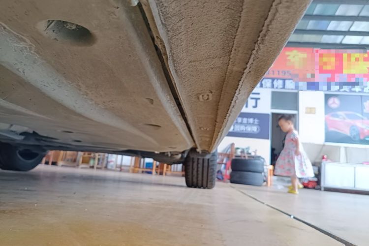 Used Volkswagen Bora 2023 300TSI DSG Prestige Edition Left Side Sill