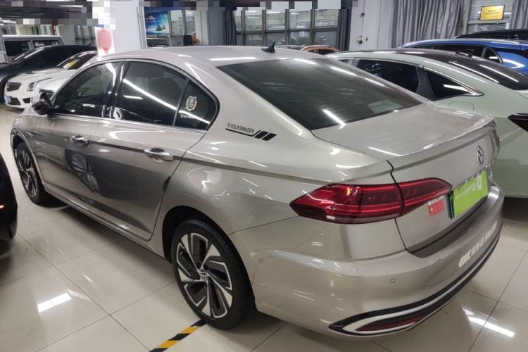 Used Volkswagen Bora 2023 280TSI DSG Prestige Edition Rear Left 45 Deg