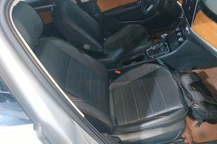 Used Volkswagen Bora 2023 200TSI DSG YueXing PRO Edition Right Front Seat