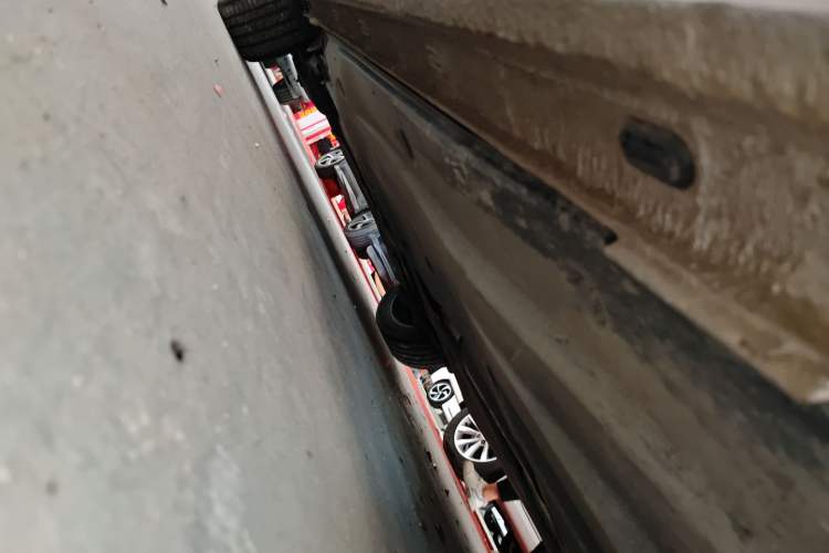 Used Volkswagen Bora 2023 300TSI DSG Prestige Edition Right Side Sill