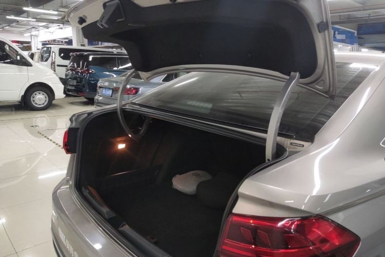 Used Volkswagen Bora 2023 280TSI DSG Prestige Edition Trunk