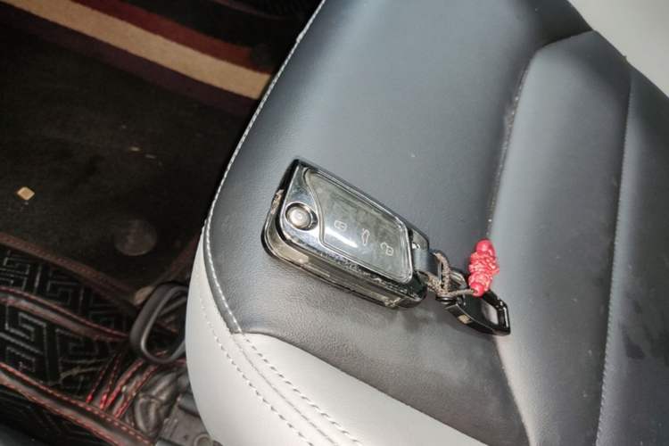 Used Volkswagen Bora 2023 280TSI DSG Prestige Edition Vehicle Key