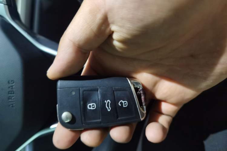 Used Volkswagen Bora 2023 200TSI DSG Smart Drive Version Vehicle Key