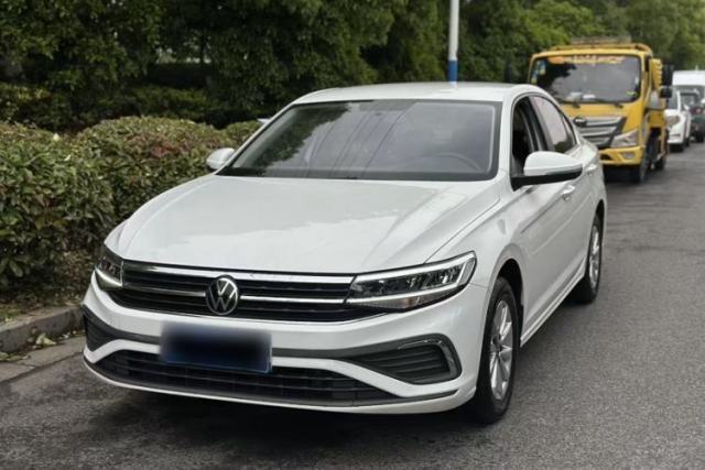 Volkswagen Bora 2023 200TSI DSG Comfort Edition usado