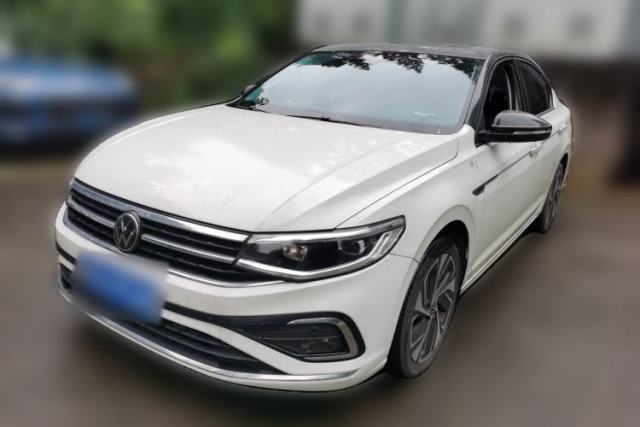 Used Volkswagen Bora 2023 300TSI DSG Prestige Edition