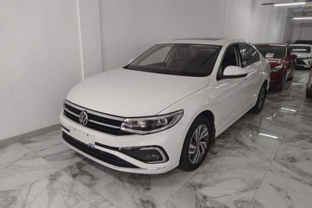 Volkswagen Bora 2023 200TSI DSG Enjoyment Edition usado