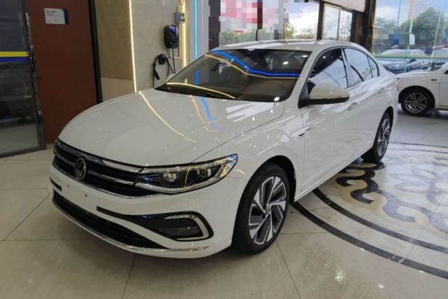 Used Volkswagen Bora 2023 300TSI DSG Prestige Edition