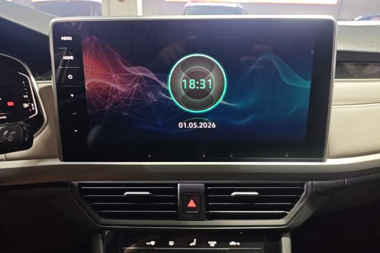 Used Volkswagen Bora 2023 280TSI DSG Prestige Edition Audio And AC Panel