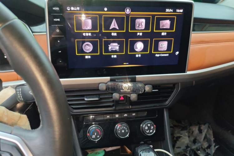 Used Volkswagen Bora 2023 200TSI DSG Enjoyment Edition Audio And AC Panel