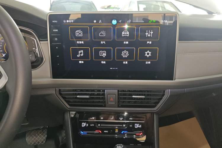 Used Volkswagen Bora 2023 300TSI DSG Prestige Edition Audio And AC Panel