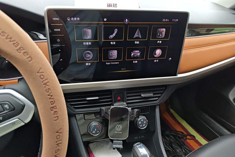 Used Volkswagen Bora 2023 200TSI DSG Enjoyment Edition Audio And AC Panel