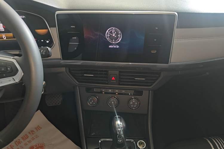 Used Volkswagen Bora 2023 1.5L Automatic Changer Limited Edition Audio And AC Panel