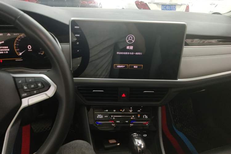 Used Volkswagen Bora 2023 300TSI DSG Prestige Edition Audio And AC Panel